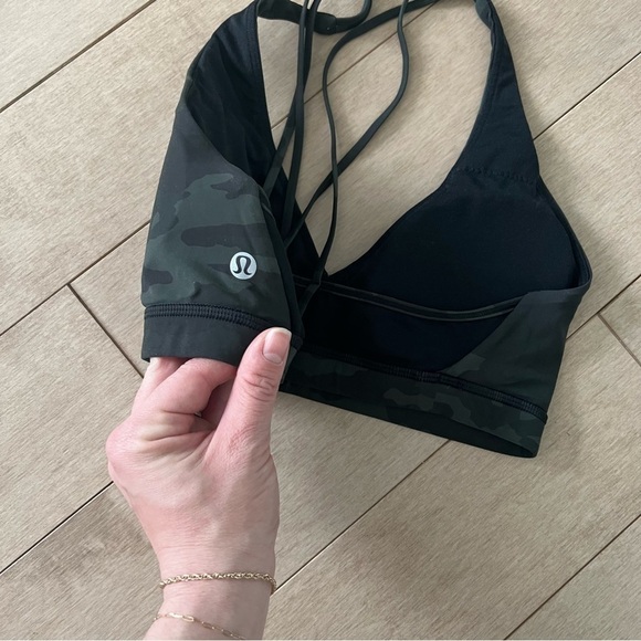 Lululemon Freely Flexed Bra
Incognito Camo Multi Gator Green / Black - Picture 5 of 7